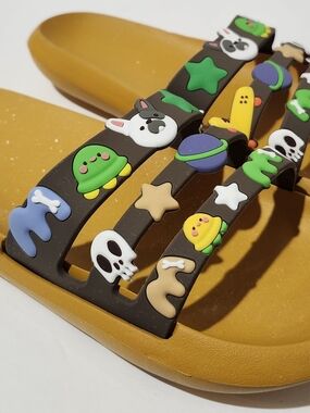Icuviy Slide Sandals with Playful Multi-Color Charms Size Men's 8 Women's 10